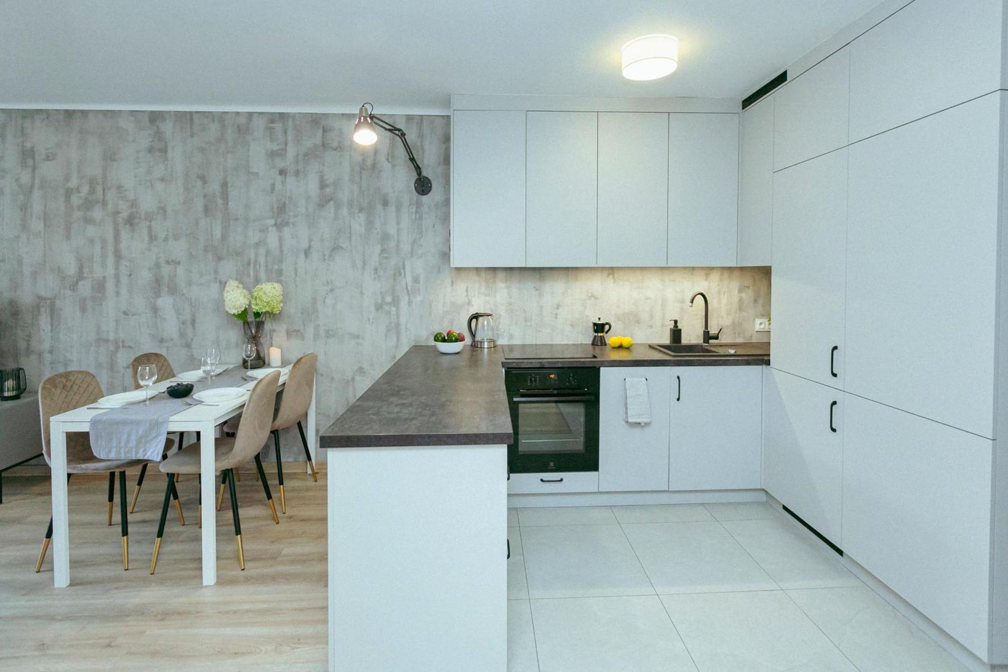 Chlodna 11 - 6 Os Apartament - Better Rental Varsavia Esterno foto